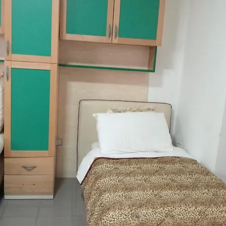 Guest Center Gasthuis Tirana